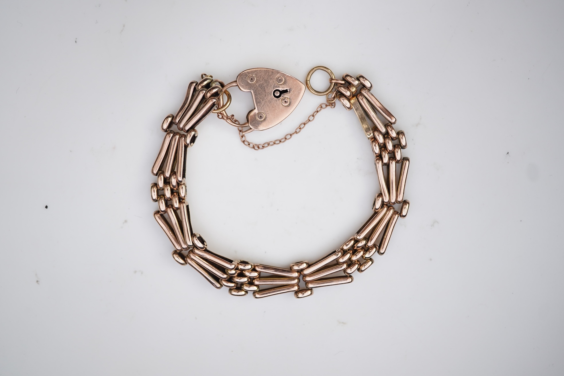 An Edwardian 9ct gold bracelet, England, circa 1902